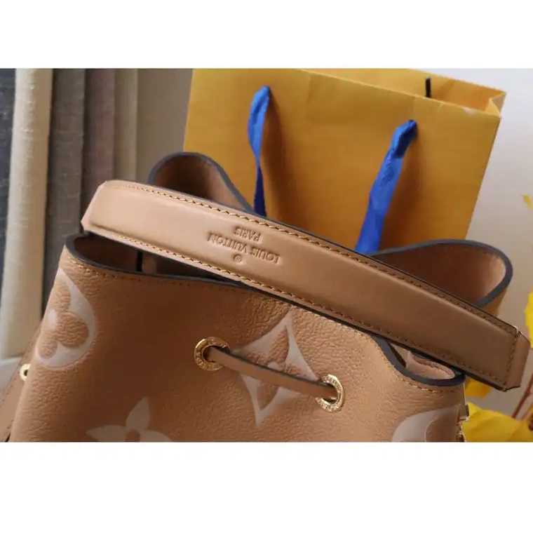 Fashionrepsfam ru Bag LV 2207DJ0010 0610